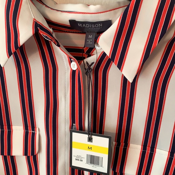 Madison White/Hibiscus/Navy Button-up Shirt - Picture 2 of 4